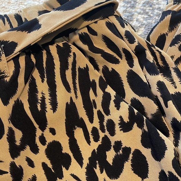 Pants - Picture 4 of 5